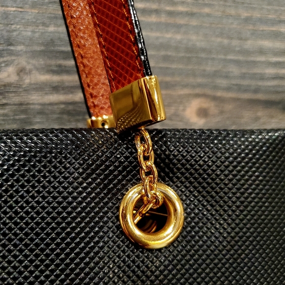 BOTTEGA Veneta Made In Italy Tote - Picture 5 of 7